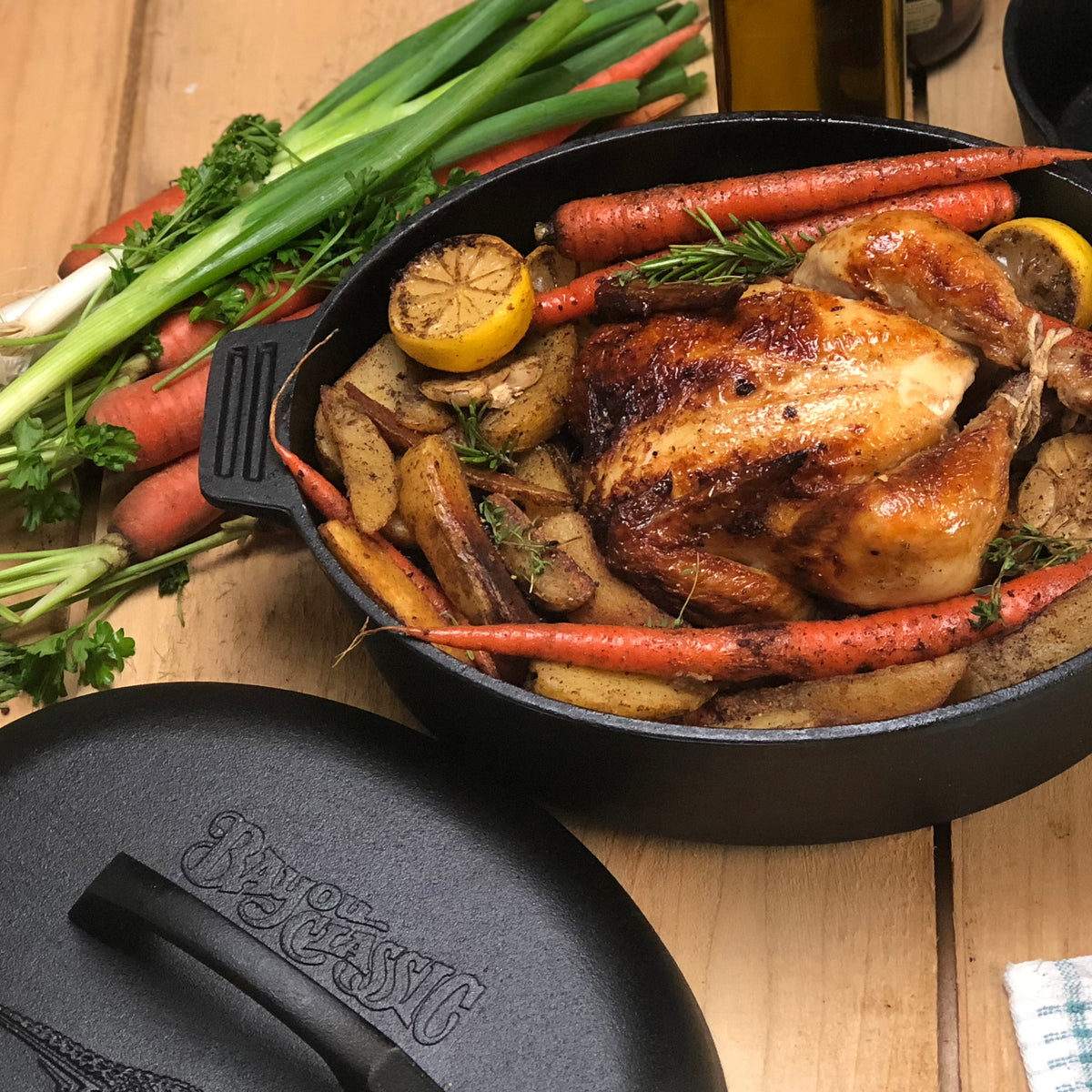 5.5-qt Cast Iron Oval Roaster with Lid